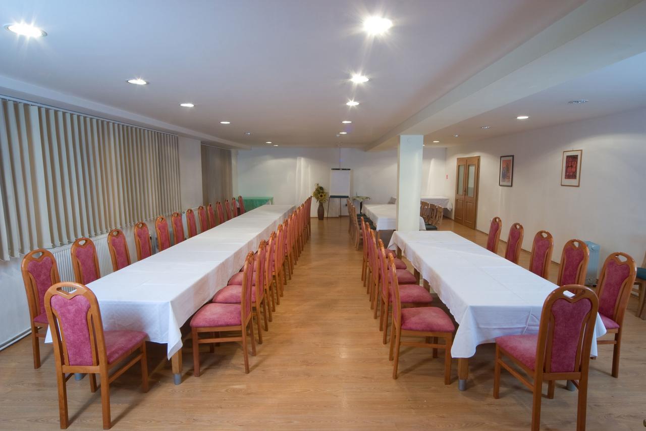 Park Hotel Cingov Smižany المظهر الخارجي الصورة